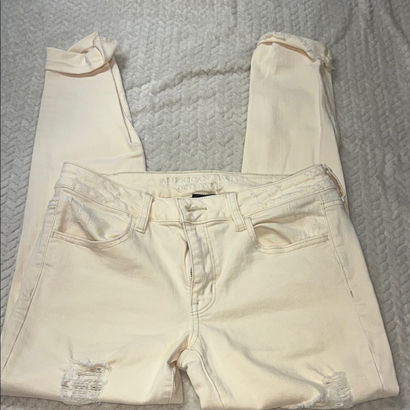Cream color American Eagle super stretch jeans - Picture 1 of 8